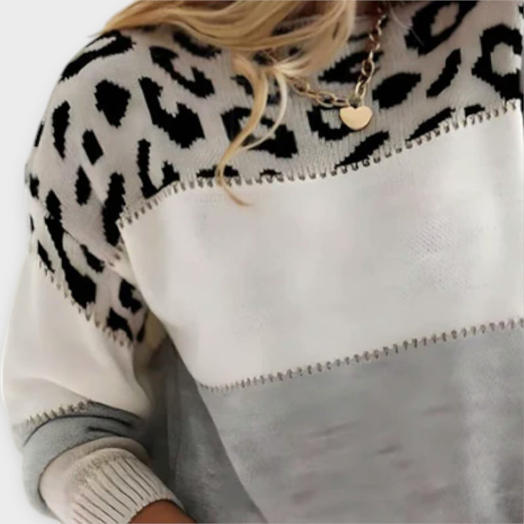 Maya™ - Casual Sweater with Leopard Design