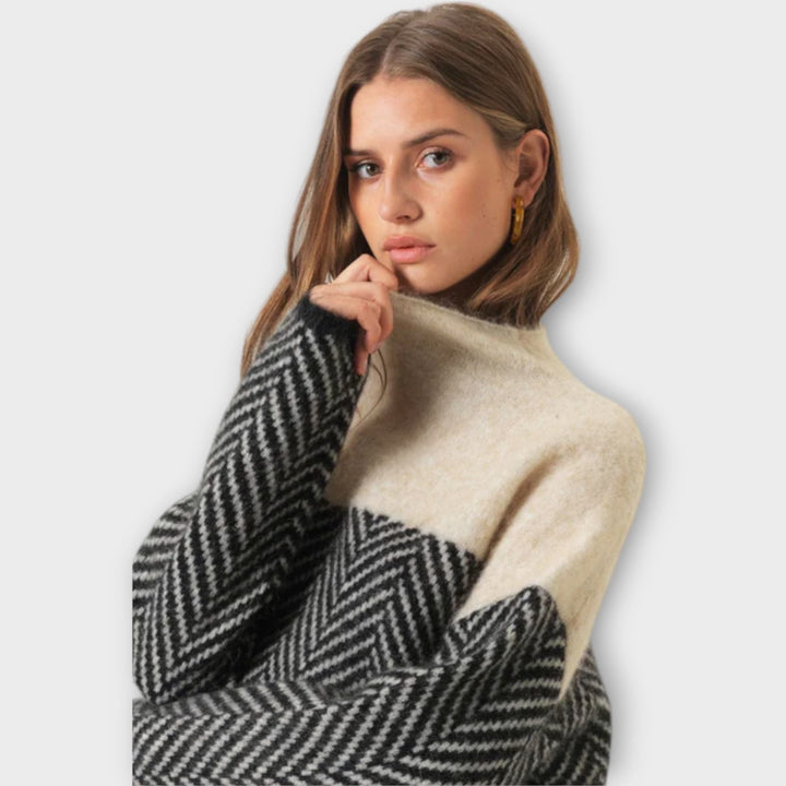 Maya™ - Soft Sweater with High Collar
